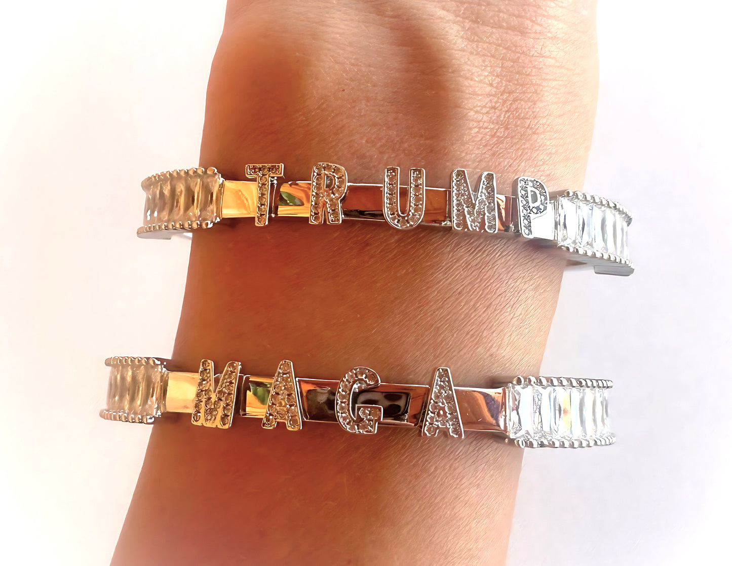 EMERALD BANGLE image 2